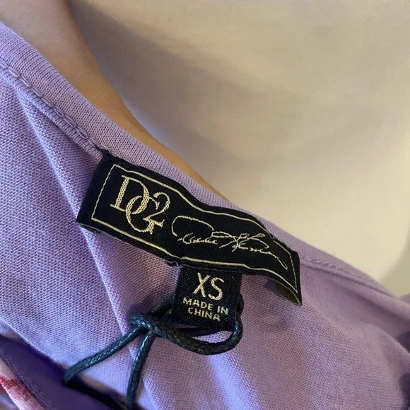 DG2 By Diane Gilman Velvet Blouse Size XS - Picture 9 of 9